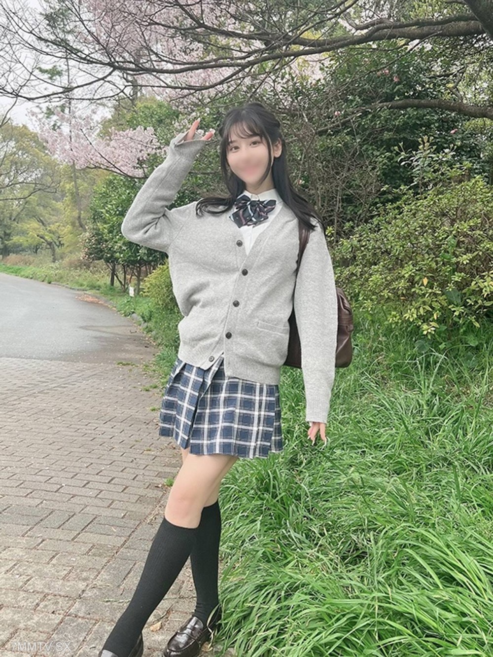 fc2-ppv 4669180 茶道部えみちゃん・18歳 隠れ巨乳な色白スレンダー美人 春の陽気でムラムラ発情中出しおせっせ※先着高画質特典付き※{